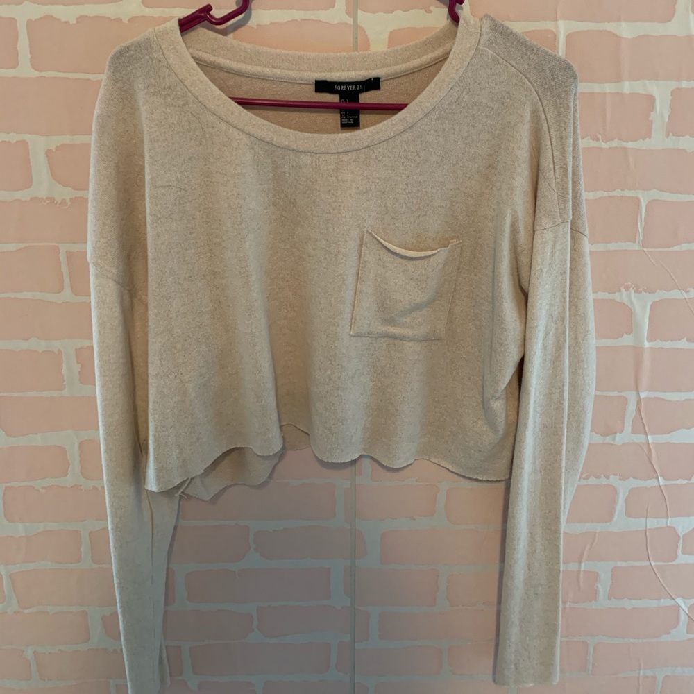Long sleeve crop top